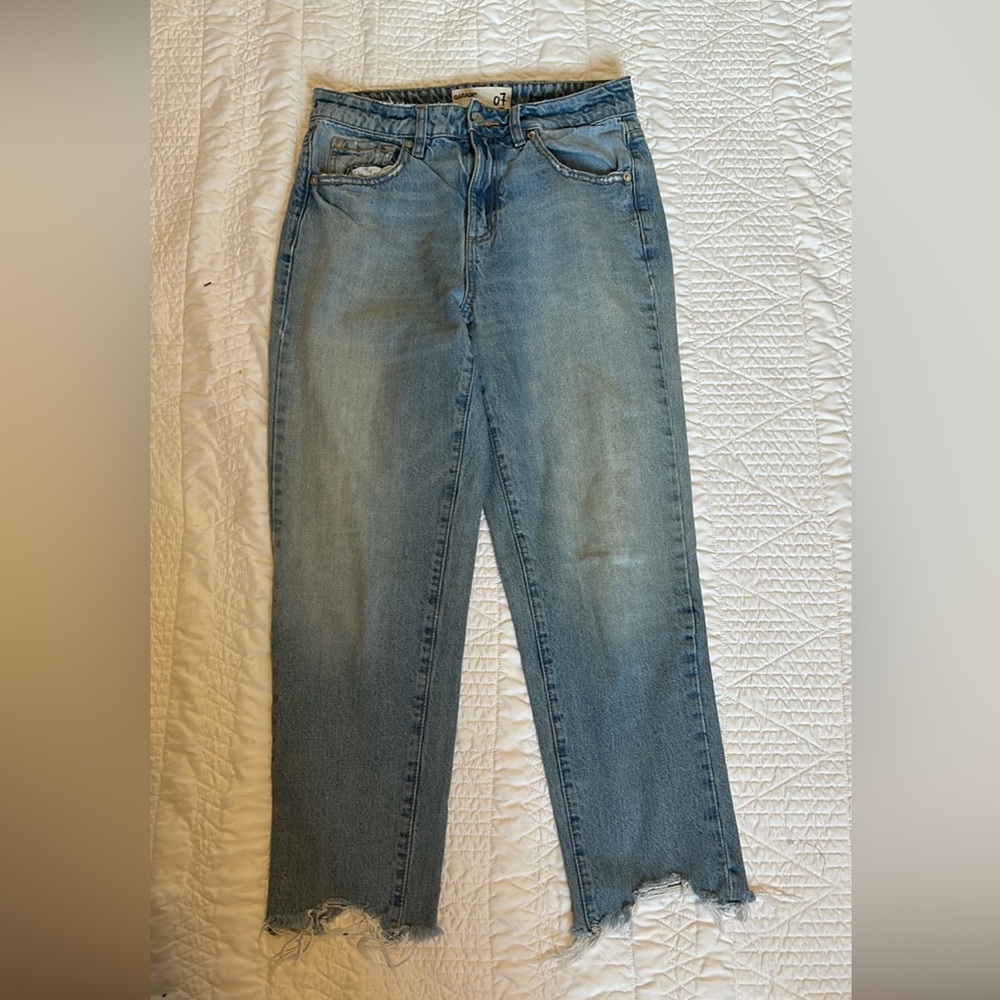 Mom Jean Size 7
Garage Namebrand